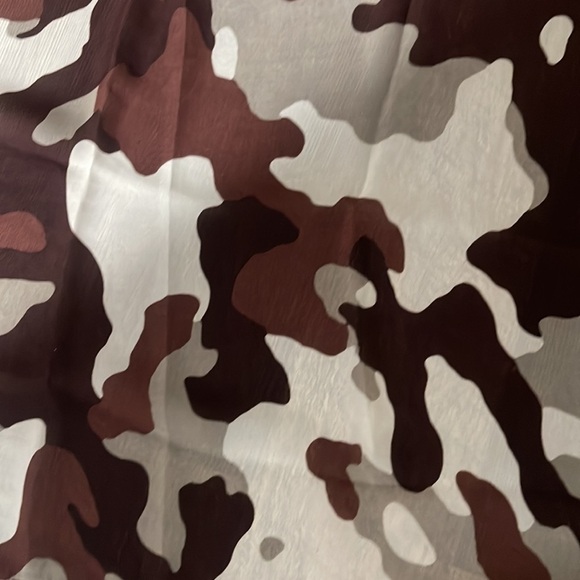 Scarf - Picture 3 of 6